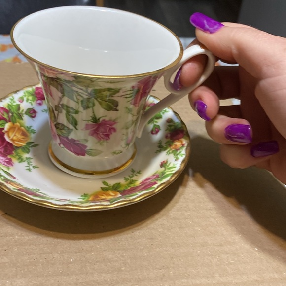 Yea cup and saucer - Picture 8 of 8